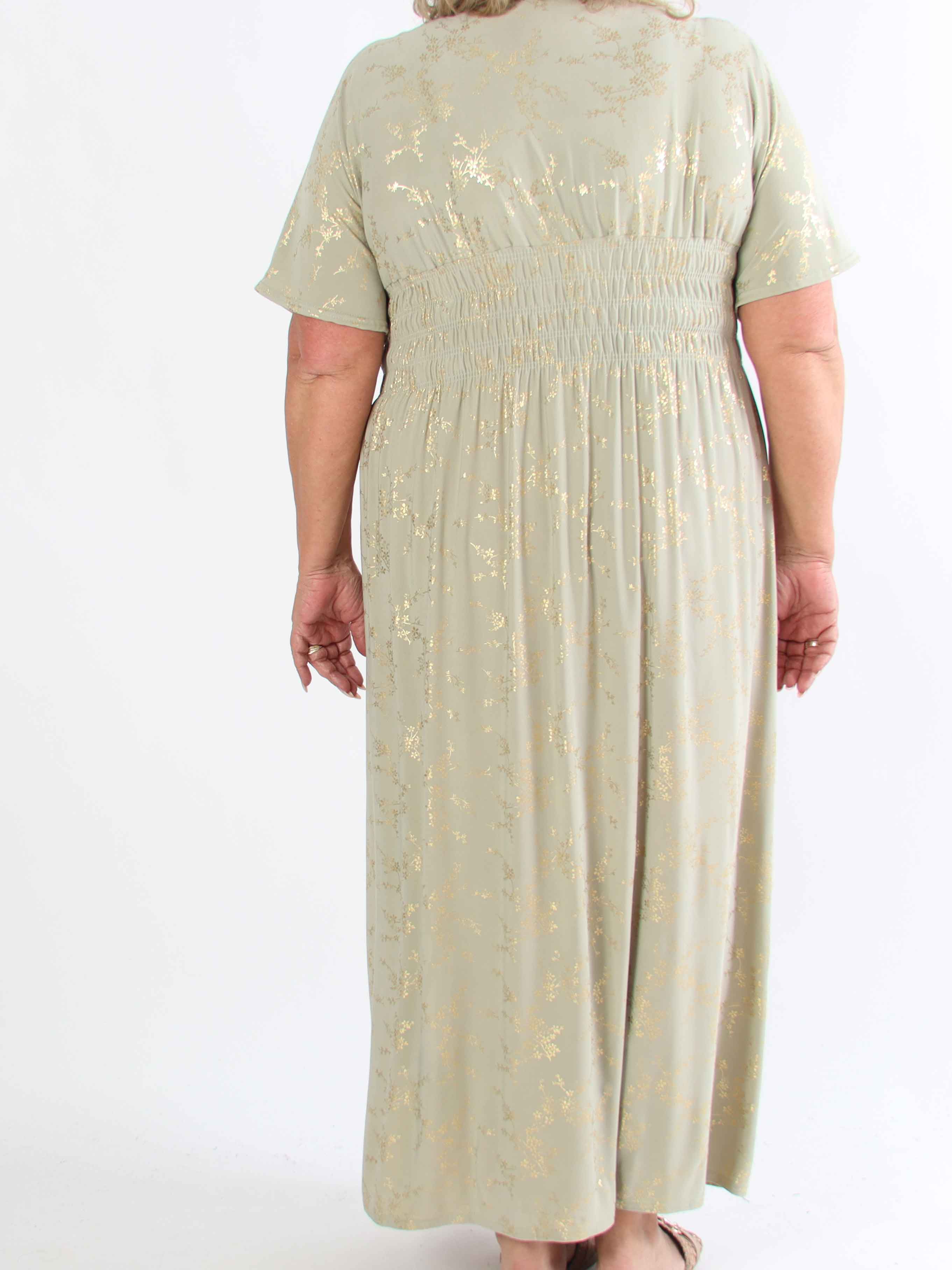 Pams Gold - Ensfarvet plus size kjole med gulddetaljer